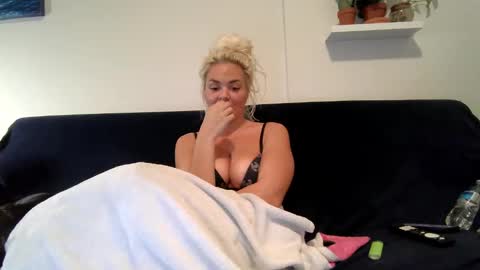 Badblondebunny online show from 01/05/25, 03:53