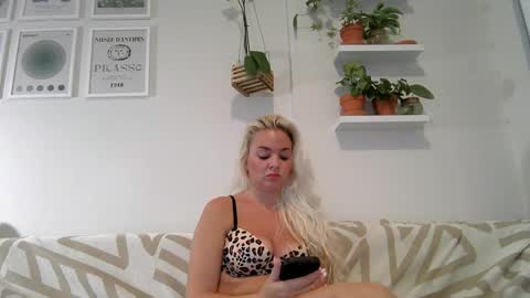 Badblondebunny online show from 02/24/25, 10:58