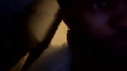 Snapshot of evindeva99 chatting on 01/01/25, 07:53 evindeva99 online show from 01/01/25, 07:53