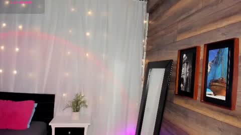 Evolet online show from 07/14/26, 11:27