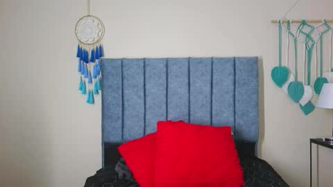 Evolet online show from 11/24/25, 10:15