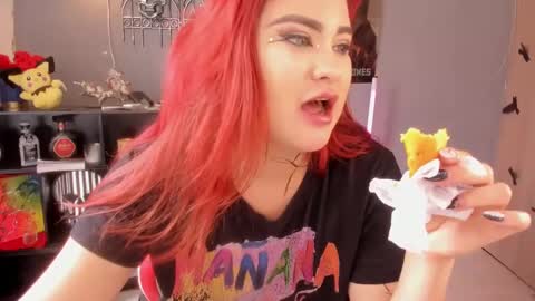 Snapshot of evva_foxxy chatting on 03/08/25, 04:28 evva_foxxy online show from 03/08/25, 04:28
