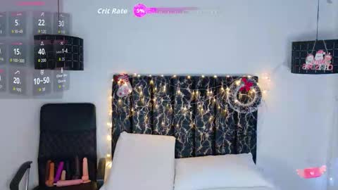 evvaa_moon online show from 12/01/25, 12:21