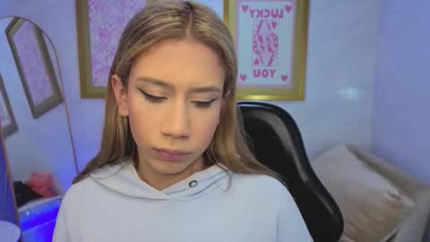 Hi Stream 1000pm to 600am online show from 03/25/26, 03:45