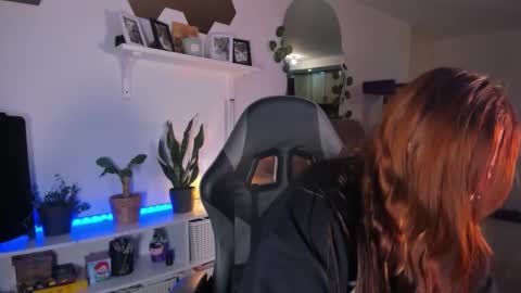 EVY online show from 02/03/26, 06:11