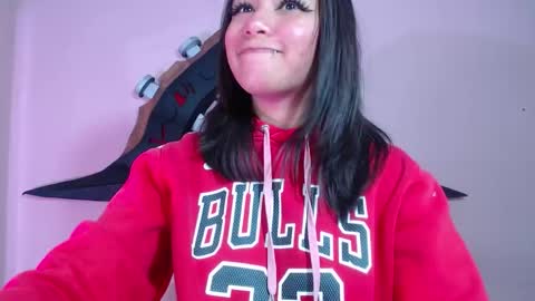 Im Evy online show from 11/29/25, 12:13