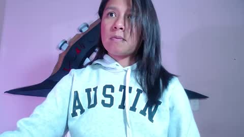 Im Evy online show from 12/23/25, 01:25