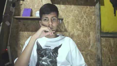 Snapshot of exclusive_ninja chatting on 11/30/25, 04:49 Samuel Montoya online show from 11/30/25, 04:49