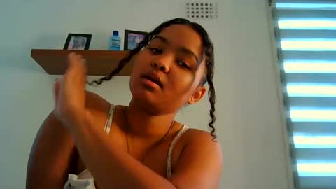 Snapshot of exclusivecourtney chatting on 07/13/26, 05:32 courtney online show from 07/13/26, 05:32