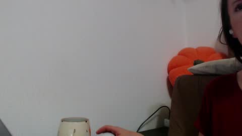 ExclusiveMilen online show from 12/12/24, 07:04