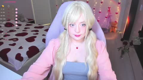 Snapshot of exhoneyangel chatting on 02/04/25, 08:56 Amy online show from 02/04/25, 08:56