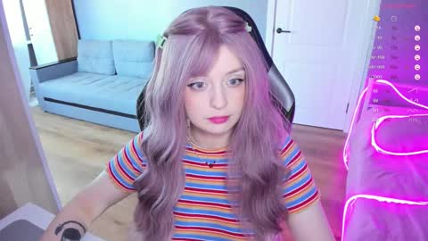 Snapshot of exhoneyangel chatting on 09/11/25, 10:59 Amy online show from 09/11/25, 10:59