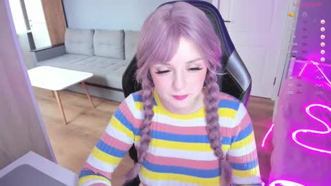 Snapshot of exhoneyangel chatting on 10/10/25, 11:20 Amy online show from 10/10/25, 11:20