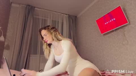 Snapshot of eximi chatting on 02/02/26, 10:08 eximi online show from 02/02/26, 10:08