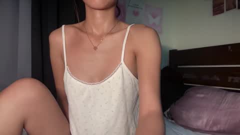 Snapshot of exoo_exoo_07 chatting on 09/14/25, 03:05 Angela online show from 09/14/25, 03:05