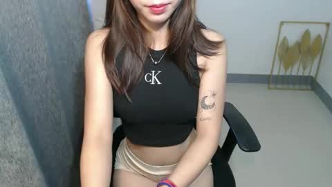 Snapshot of exotic_abby69 chatting on 10/06/25, 04:10 exotic_abby69 online show from 10/06/25, 04:10