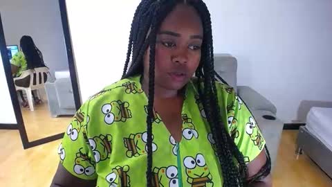 Snapshot of exotic_karmella chatting on 02/11/26, 06:46 exotic_karmella online show from 02/11/26, 06:46