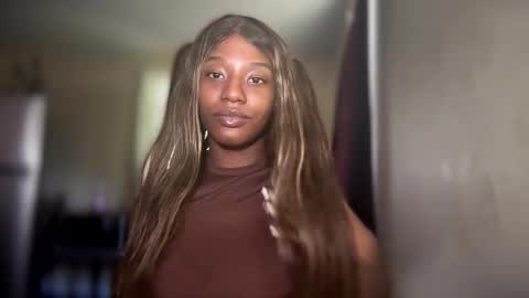 exoticaqua online show from 09/28/25, 04:56