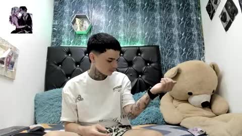 exotichot_couple online show from 01/05/26, 09:29