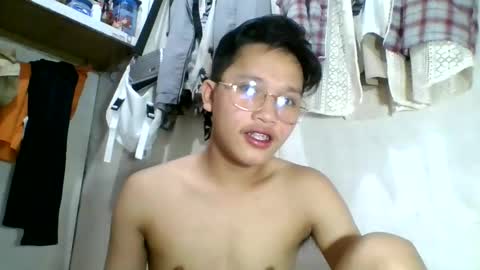 Snapshot of exotichugecock chatting on 12/30/24, 01:26 Jan online show from 12/30/24, 01:26