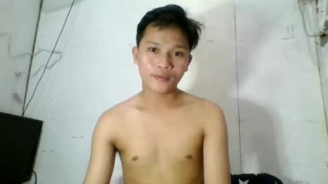 Snapshot of exotichugecock chatting on 01/06/25, 07:35 Jan online show from 01/06/25, 07:35