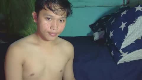 Snapshot of exotichugecock chatting on 09/19/25, 10:27 Jan online show from 09/19/25, 10:27