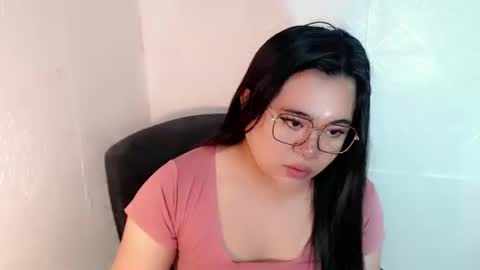 Snapshot of exoticpinayx chatting on 12/27/24, 01:07 SHANTAL MARIE online show from 12/27/24, 01:07