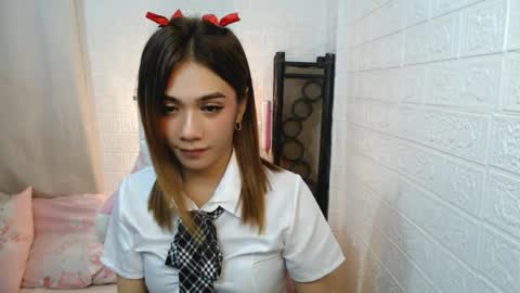 Snapshot of exotictssavie chatting on 01/16/25, 01:37 exotictssavie online show from 01/16/25, 01:37