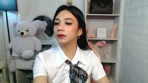 Snapshot of exotictssavie chatting on 02/10/25, 01:22 exotictssavie online show from 02/10/25, 01:22