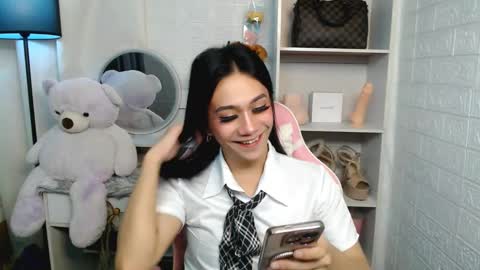 Snapshot of exotictssavie chatting on 02/25/25, 11:55 exotictssavie online show from 02/25/25, 11:55