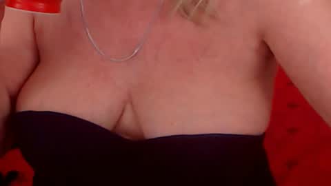 Alana online show from 01/24/25, 10:51