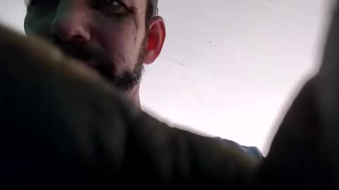 Snapshot of experttreecompany chatting on 02/26/26, 09:47 experttreecompany online show from 02/26/26, 09:47