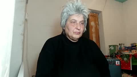 Snapshot of exquisitemature chatting on 02/19/25, 10:31 ExquisiteMature online show from 02/19/25, 10:31