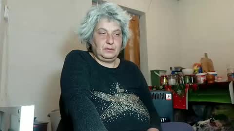 Snapshot of exquisitemature chatting on 03/10/25, 12:29 ExquisiteMature online show from 03/10/25, 12:29