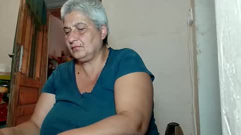 Snapshot of exquisitemature chatting on 09/20/25, 11:00 ExquisiteMature online show from 09/20/25, 11:00