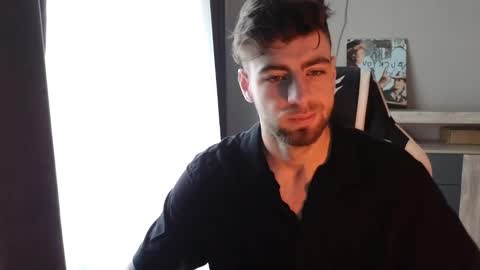 Snapshot of exstayz chatting on 09/10/25, 06:13 Sweetheart online show from 09/10/25, 06:13