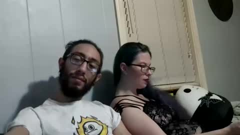 Snapshot of extaticxx chatting on 12/18/24, 03:47 Extrastatic94 online show from 12/18/24, 03:47