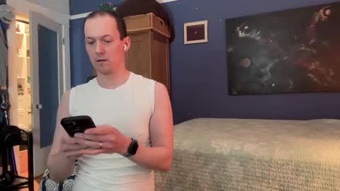 Snapshot of extrafirmtofu chatting on 12/15/24, 04:18 Tommy Rose online show from 12/15/24, 04:18