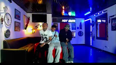 extrangers online show from 02/27/26, 12:38