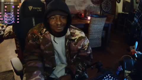 Snapshot of exxxtr4sauce chatting on 01/02/25, 08:35 exxxtr4sauce online show from 01/02/25, 08:35