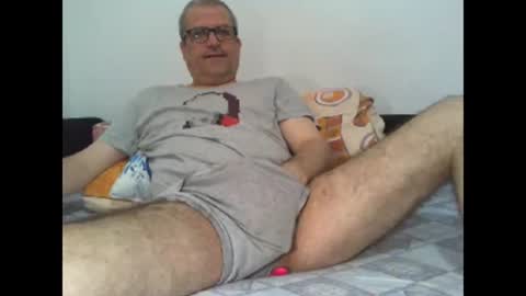 Snapshot of eyes12 chatting on 06/08/26, 05:08 GEORGE online show from 06/08/26, 05:08