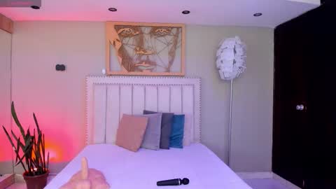      online show from 02/19/26, 05:53