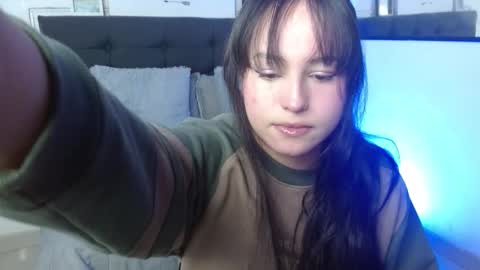 Snapshot of eymmy_24 chatting on 09/16/25, 02:34 eymmy_24 online show from 09/16/25, 02:34