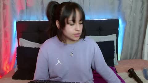 Snapshot of eymmy_24 chatting on 10/26/25, 04:18 eymmy_24 online show from 10/26/25, 04:18