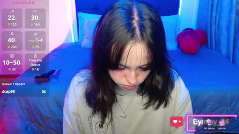 Snapshot of eymmy_24 chatting on 11/14/25, 03:16 eymmy_24 online show from 11/14/25, 03:16