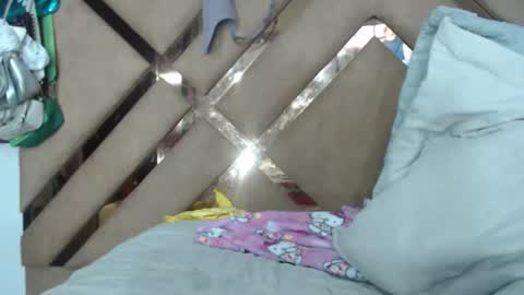 eyshaexotii online show from 02/04/26, 02:06