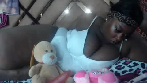 eyshaexotii online show from 02/20/26, 08:53