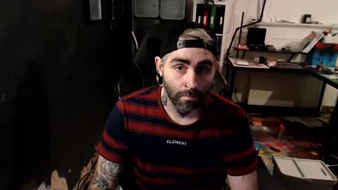 Eytab online show from 10/31/25, 05:58