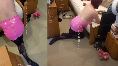 Snapshot of ezondi1 chatting on 04/19/26, 12:54 EZONDI online show from 04/19/26, 12:54