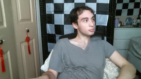 Ezra Naamah online show from 02/10/25, 03:42